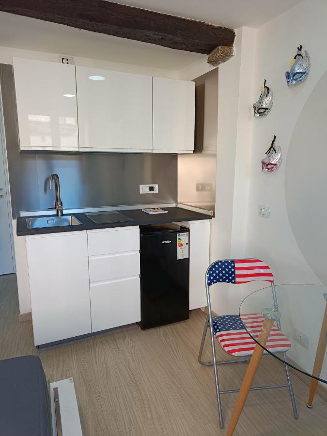 Le Maschere Di Palazzo Rosso. Apartman Genova Kültér fotó